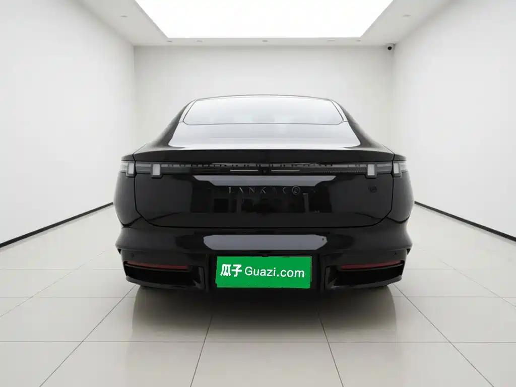 Lynk & Co 10 — миниатюра 5