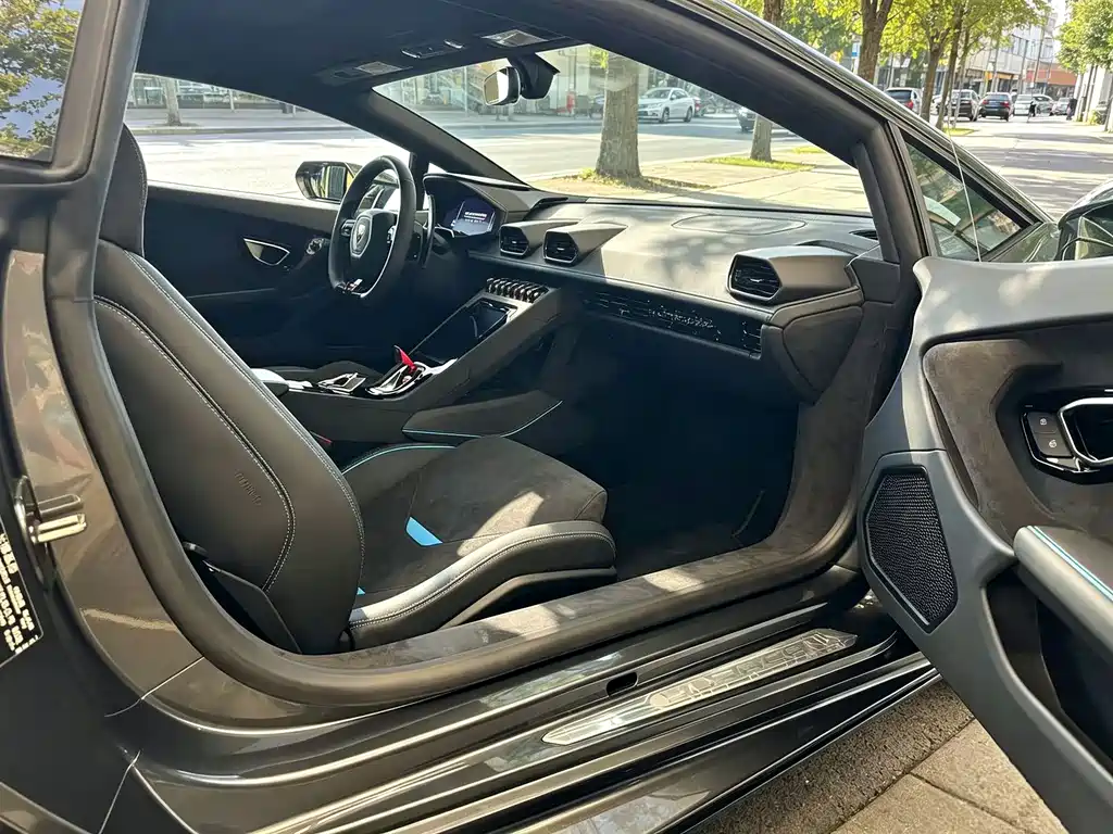 Lamborghini Huracán — миниатюра 6