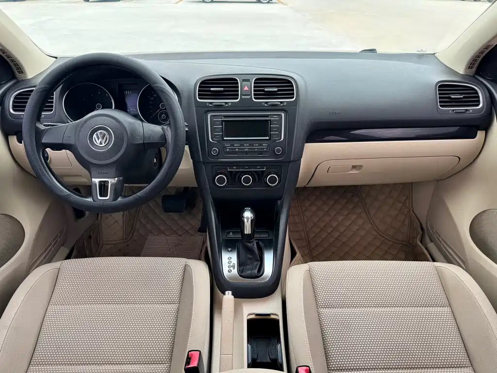 Volkswagen Golf — миниатюра 12