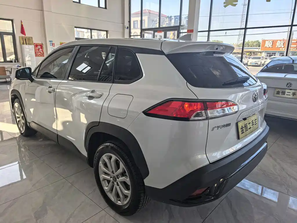 Toyota Frontlander — миниатюра 6