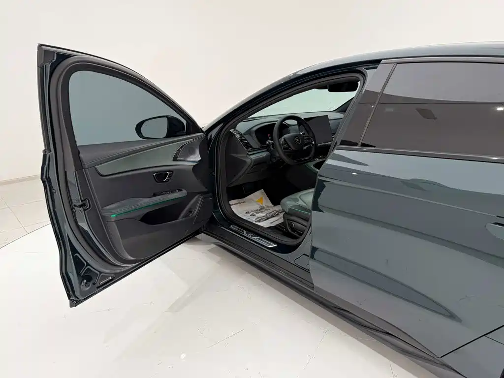BYD Han — миниатюра 5