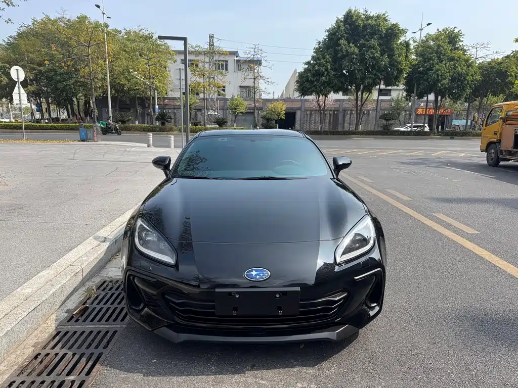 SUBARU BRZ
