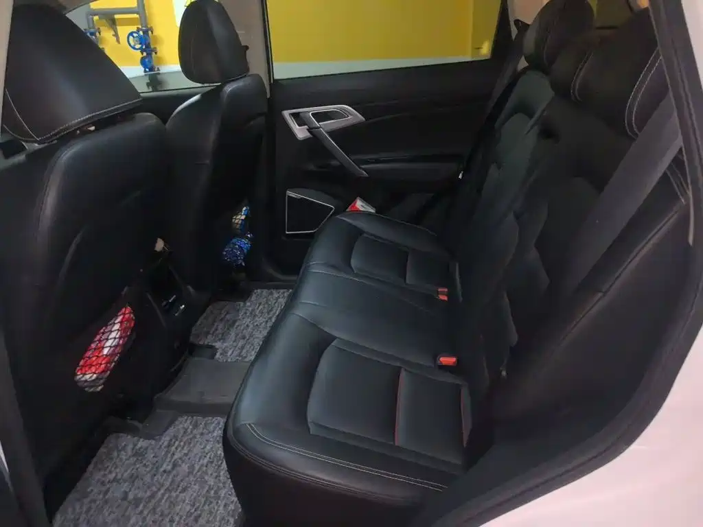 Geely Boyue — миниатюра 15