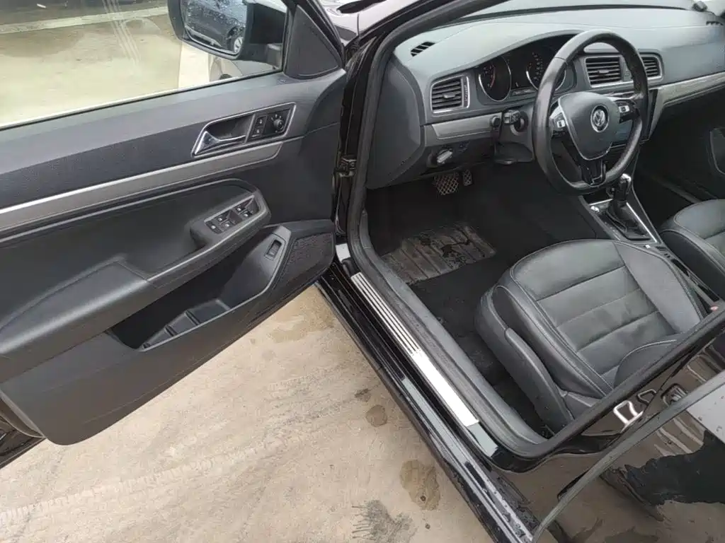 Volkswagen Lavida — миниатюра 16