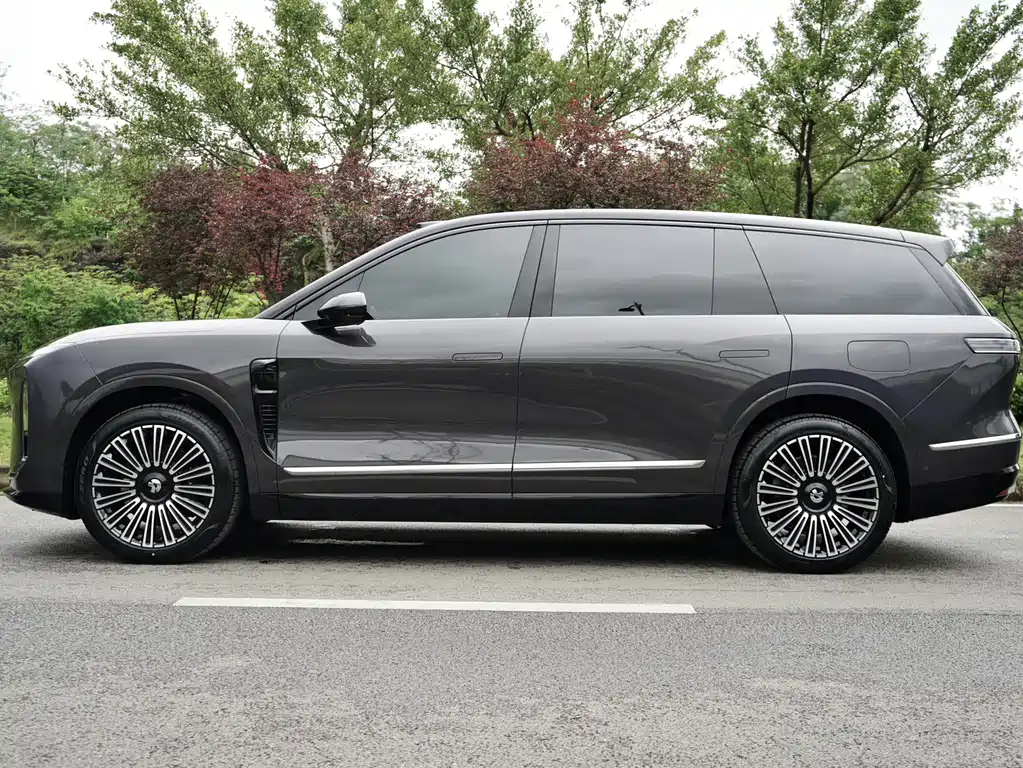 NIO ES8 2026 мест Executive Luxury