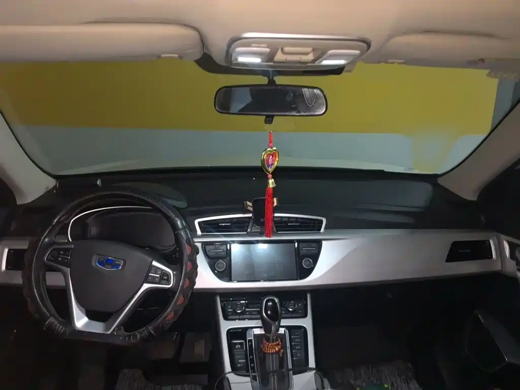 Geely Boyue — миниатюра 13