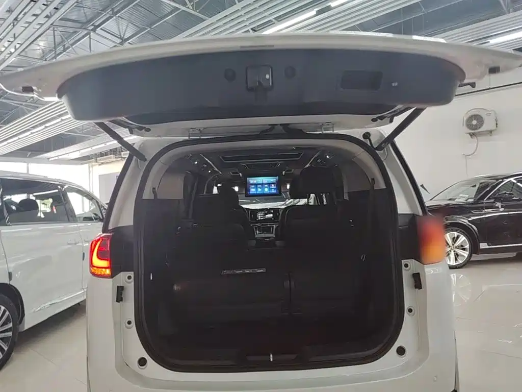 GAC Motor Trumpchi M8 — миниатюра 19
