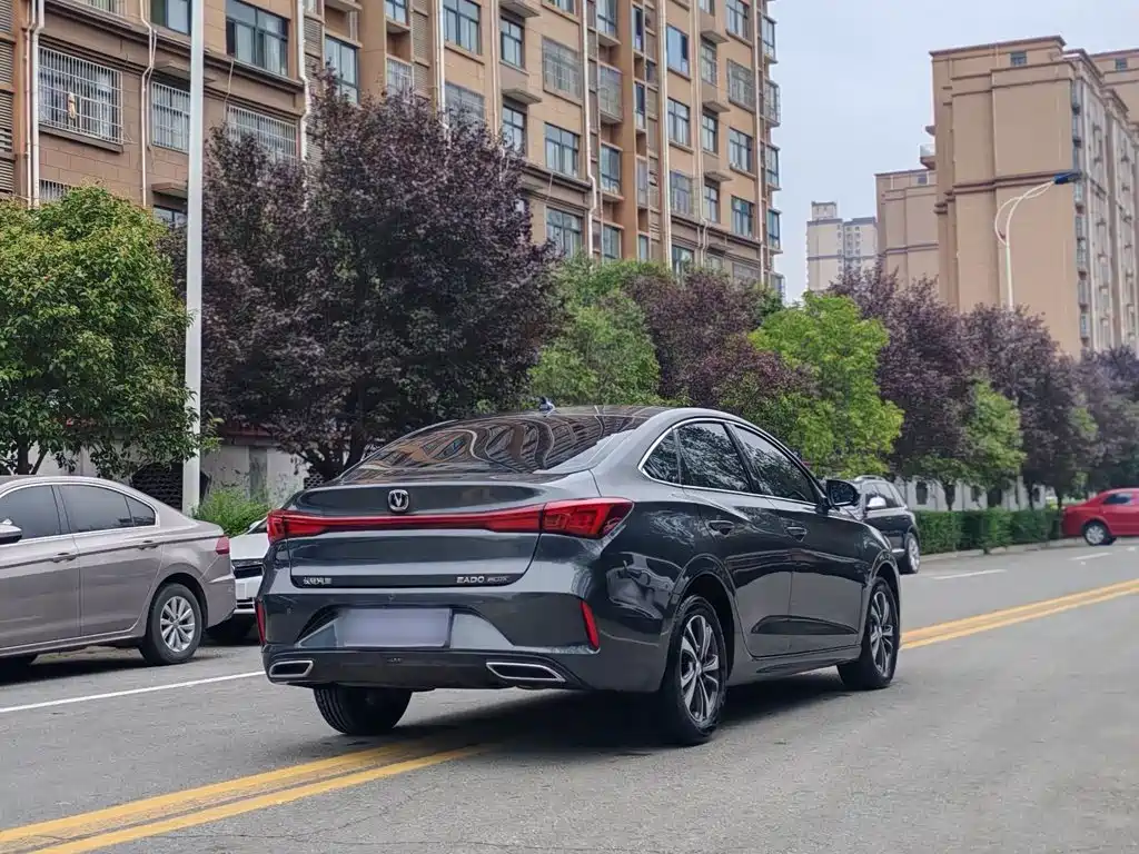 Changan Eado — миниатюра 7