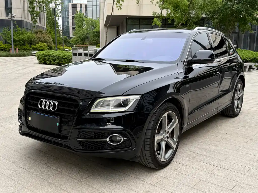 Audi Q5 (Import) 2014