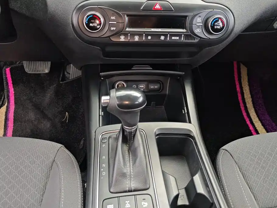 Kia Sorento — миниатюра 16