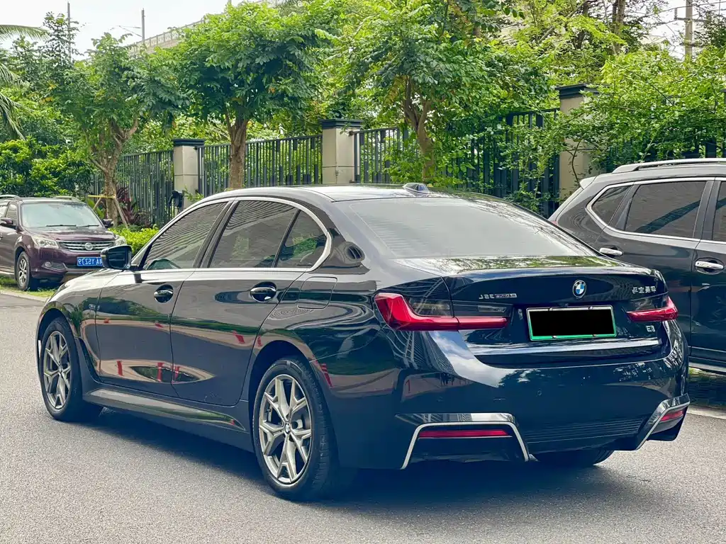 BMW i3 — миниатюра 7