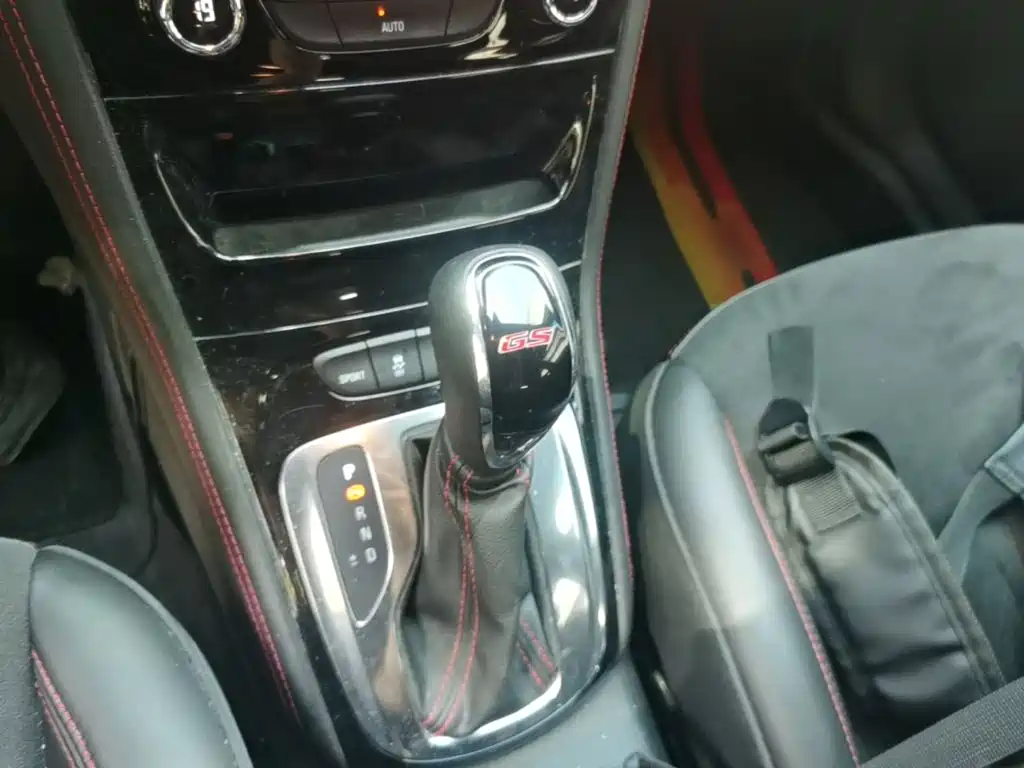 Buick Verano — миниатюра 7