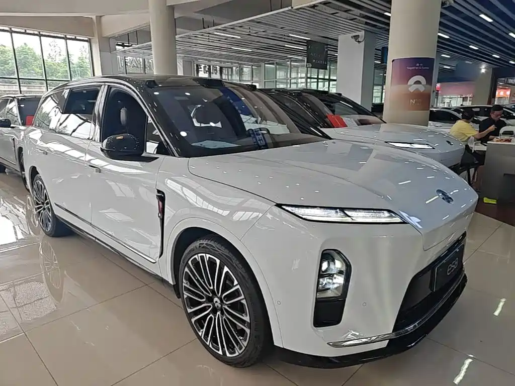NIO ES8 — миниатюра 4