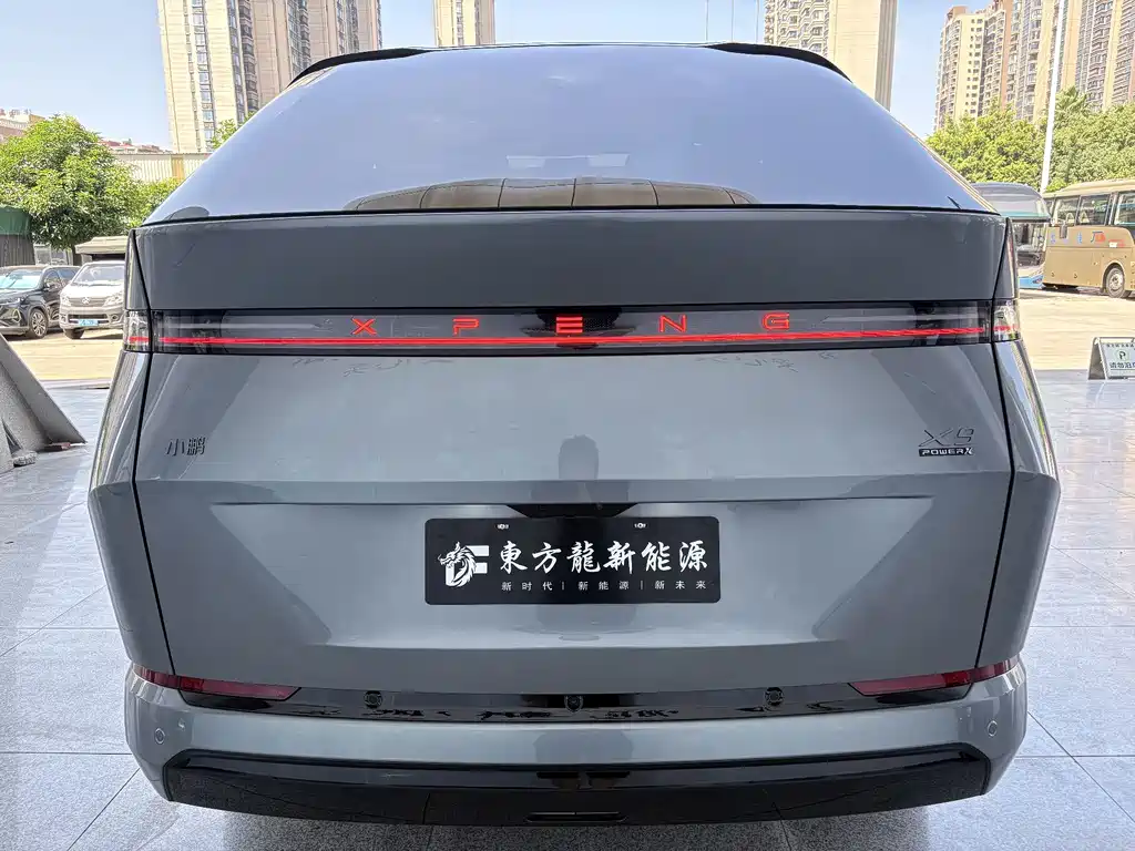 XPeng X9 — миниатюра 8