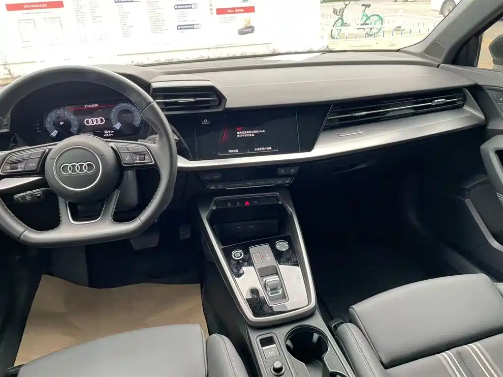 Audi A3 2023 Sportback 35 TFSI Fashion Sport