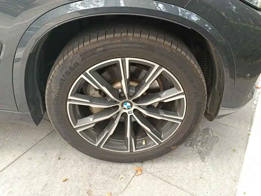 BMW X5 (Import) — миниатюра 6