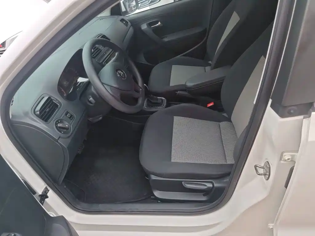 Volkswagen Polo — миниатюра 15
