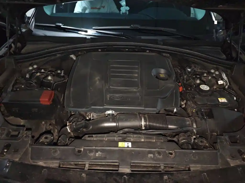 Land Rover Velar — миниатюра 16
