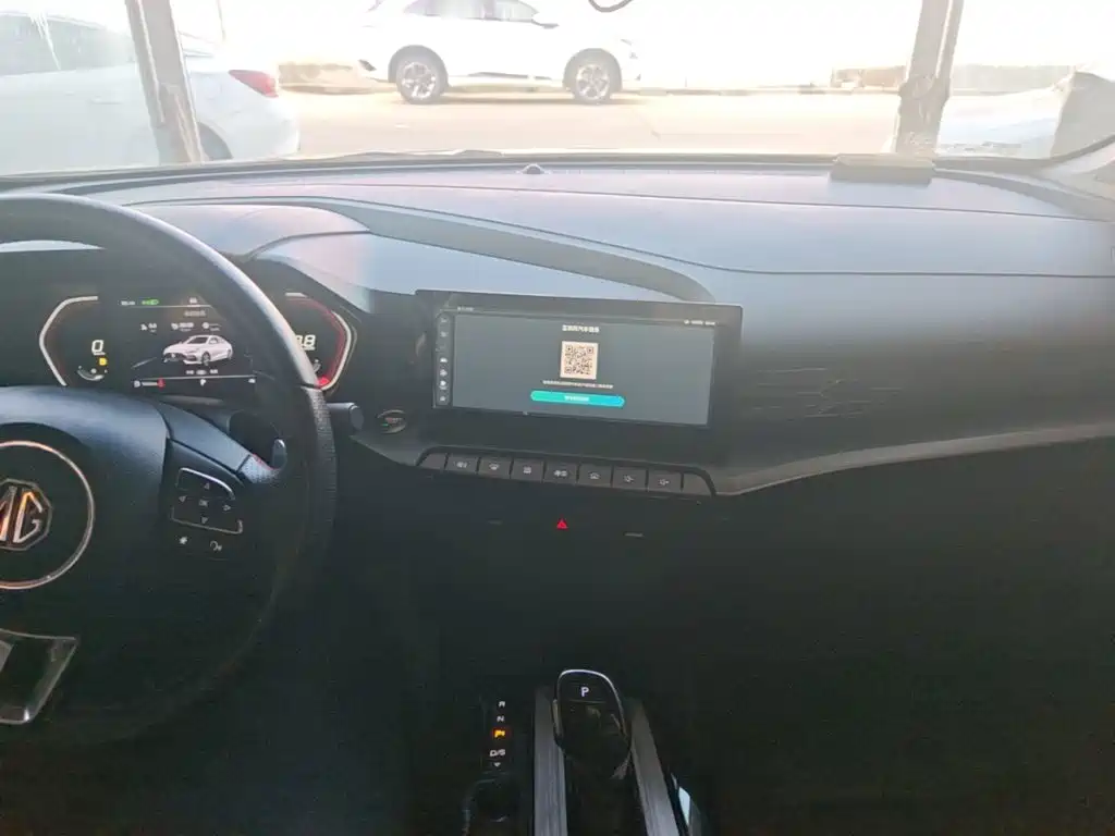 MG MG5 — миниатюра 10