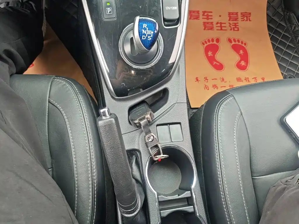 Toyota Corolla — миниатюра 14