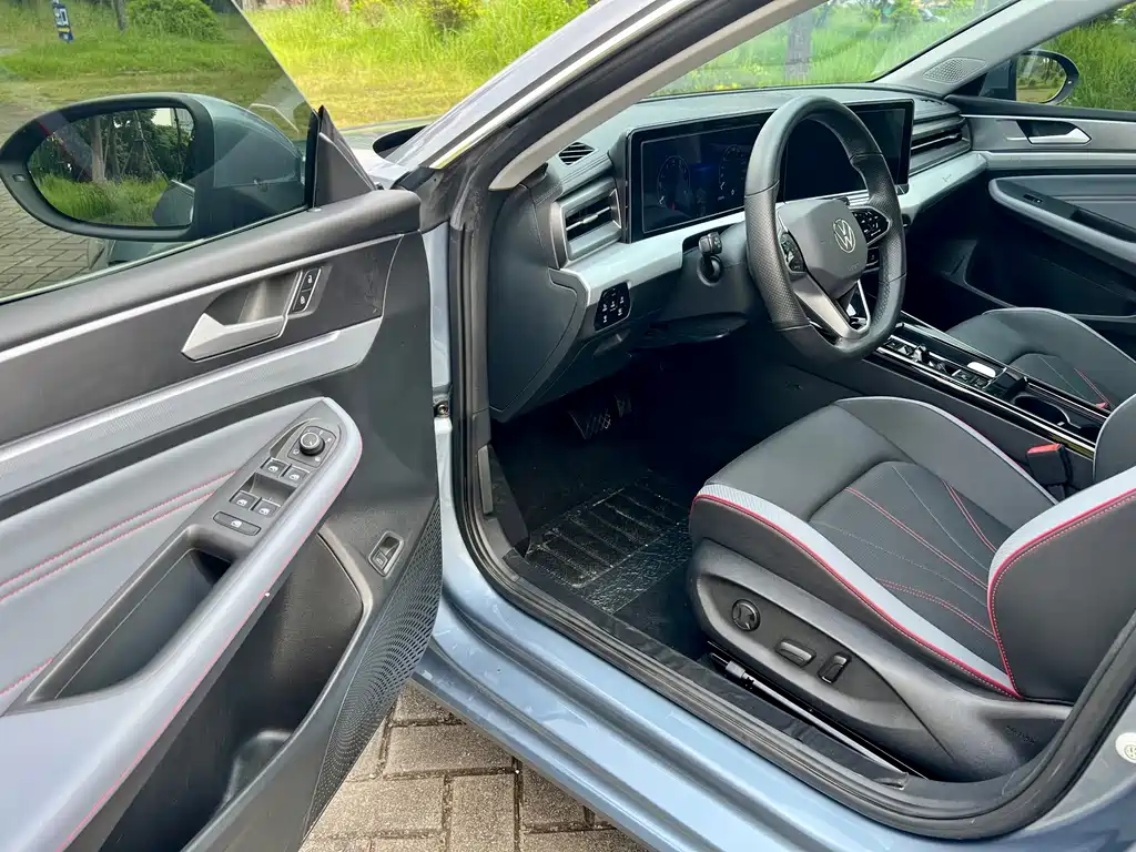Volkswagen Lamando — миниатюра 15