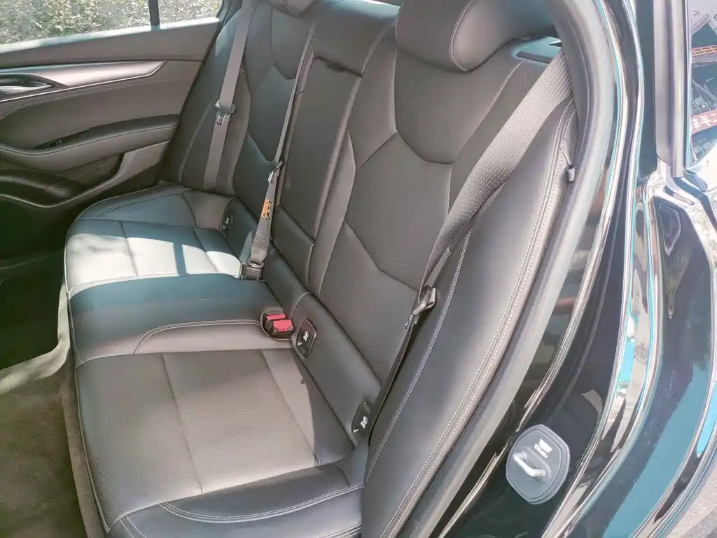 Cadillac CT5 — миниатюра 22