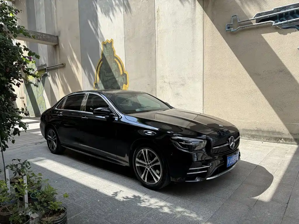 Mercedes-Benz E-Class E 2023 E 260 L Sport