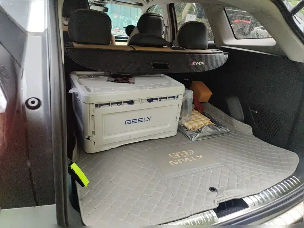 Geely Boyue L — миниатюра 15