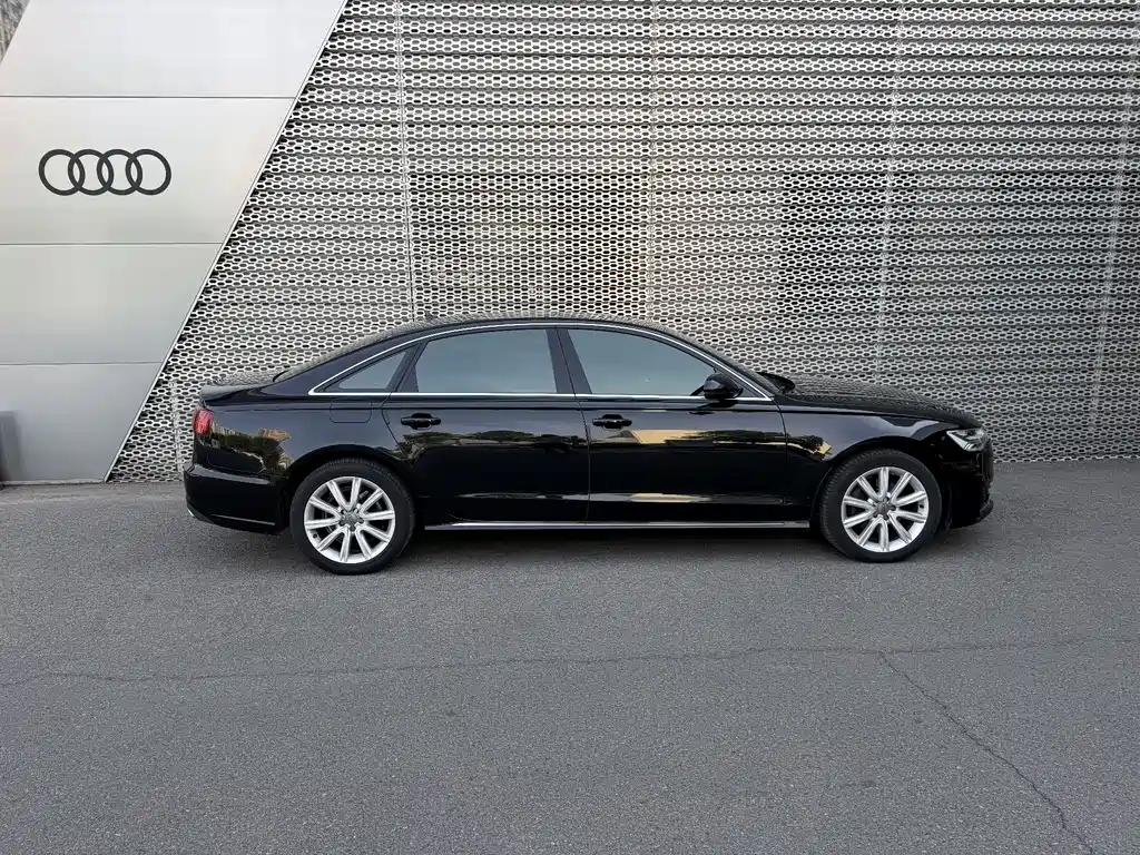Audi A6L — миниатюра 5