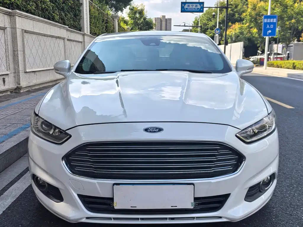 Ford Mondeo — миниатюра 2