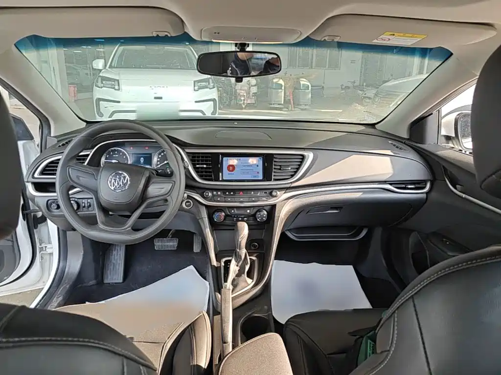 Buick Excelle — миниатюра 10