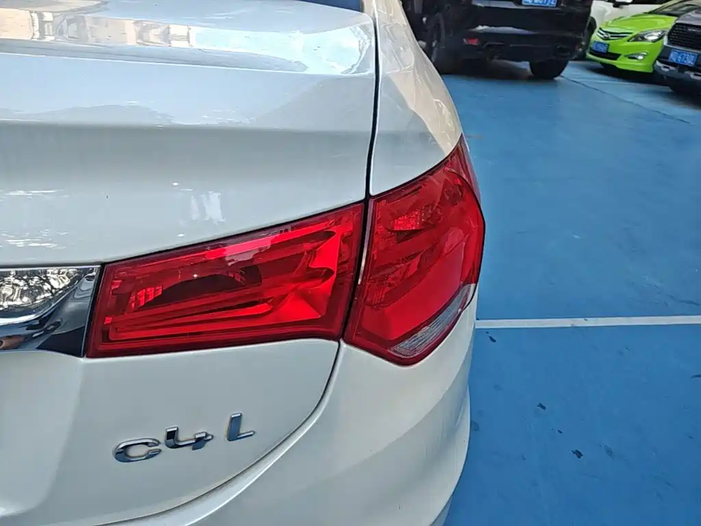 Citroen C4L — миниатюра 8