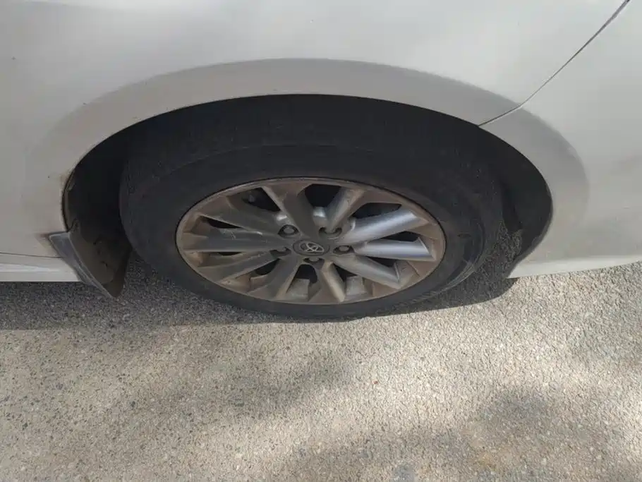 Toyota Corolla — миниатюра 6
