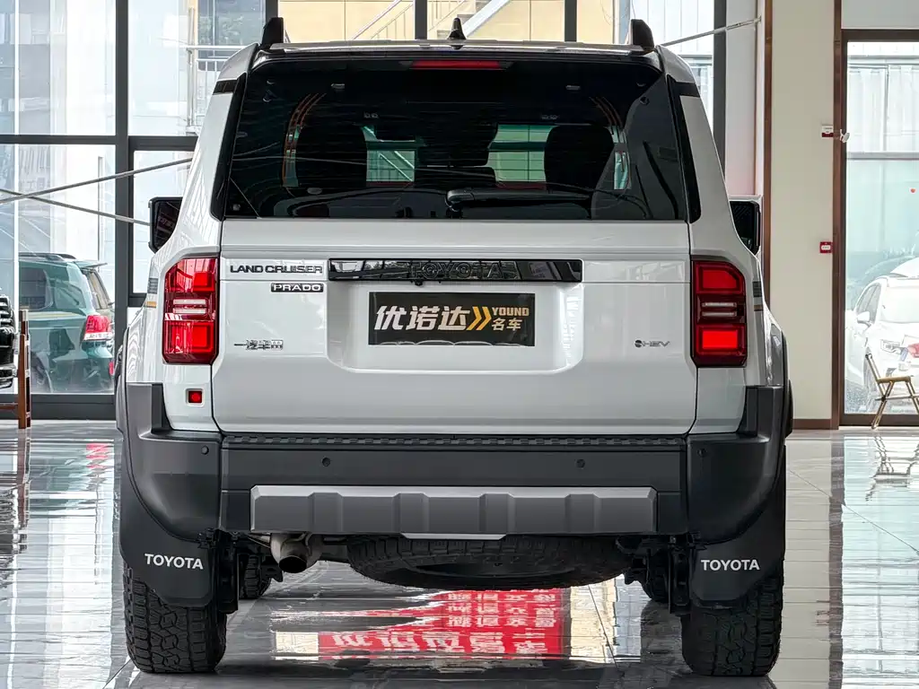 Toyota Land Cruiser Prado 2025 2.4T WX 5 мест