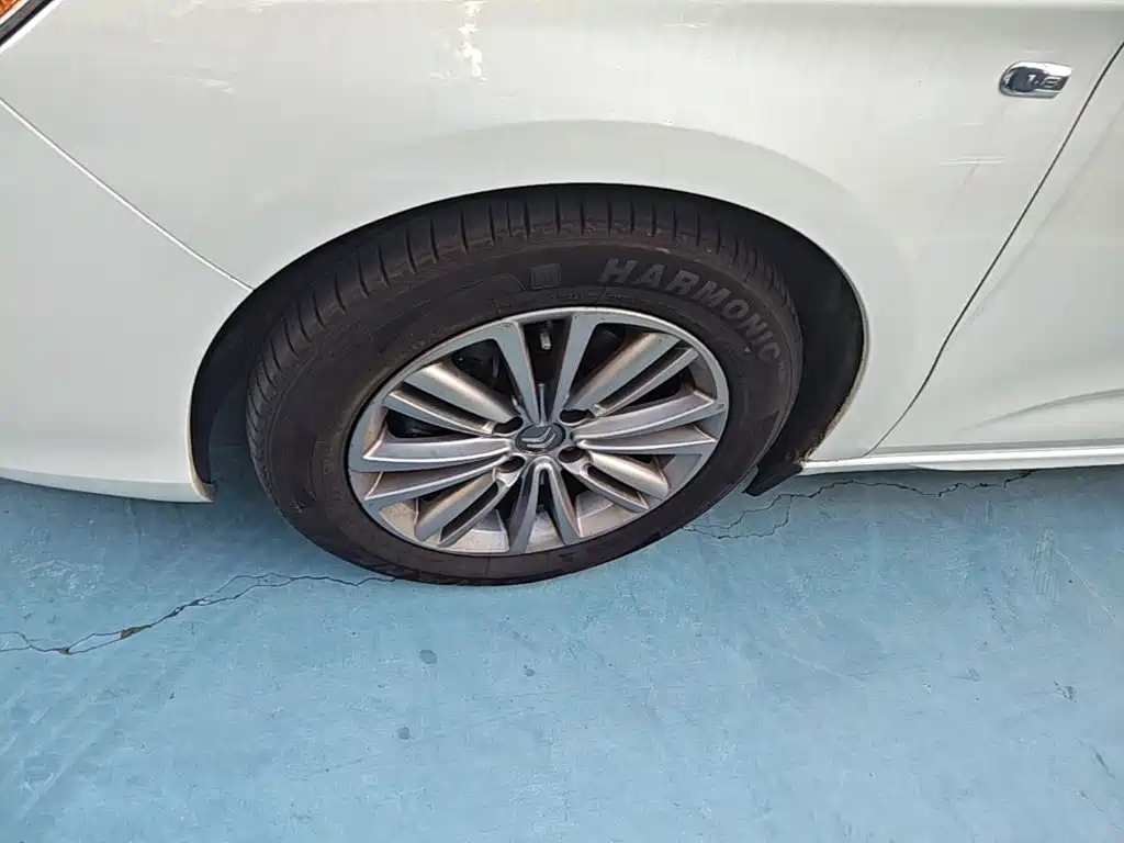 Citroen C4L — миниатюра 23