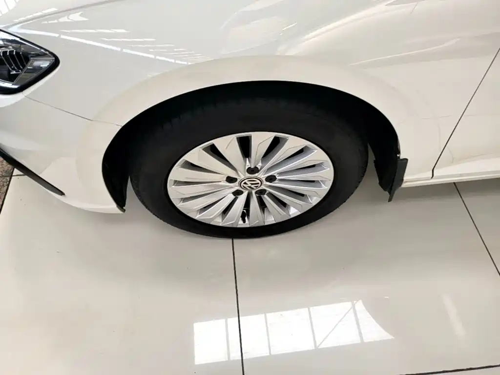 Volkswagen Lavida — миниатюра 23