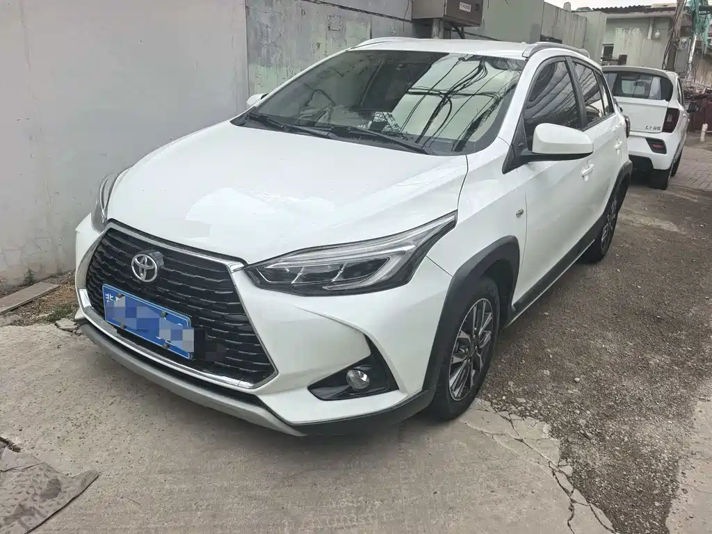Toyota Yaris L 2020