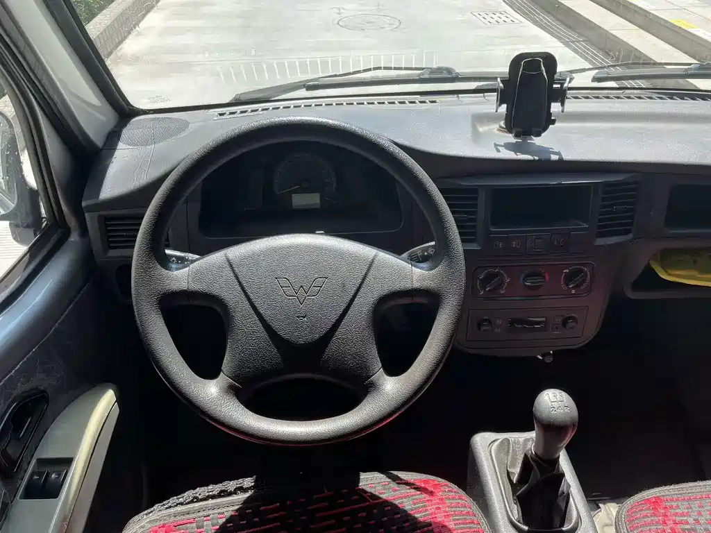 Wuling Zhiguang — миниатюра 6