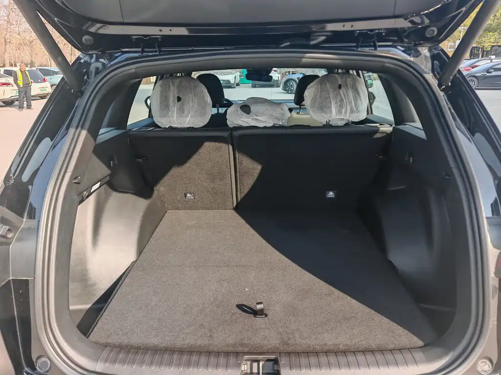 GEELY AUTOMOBILE XINGYUE L