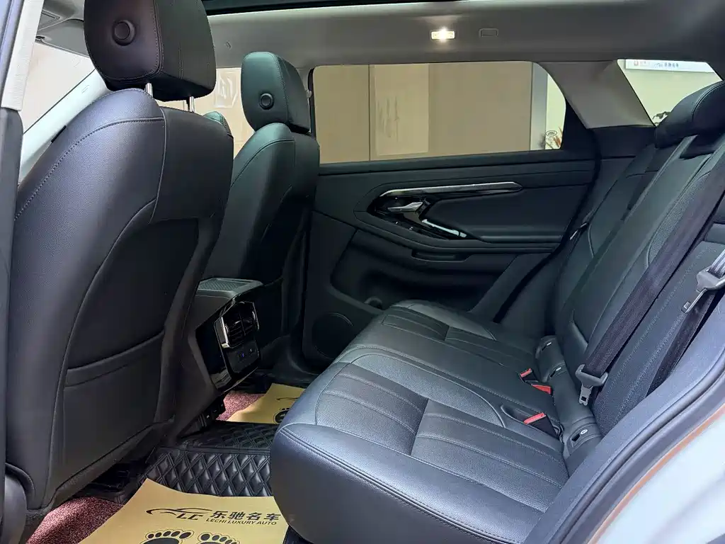 Land Rover Evoque — миниатюра 12