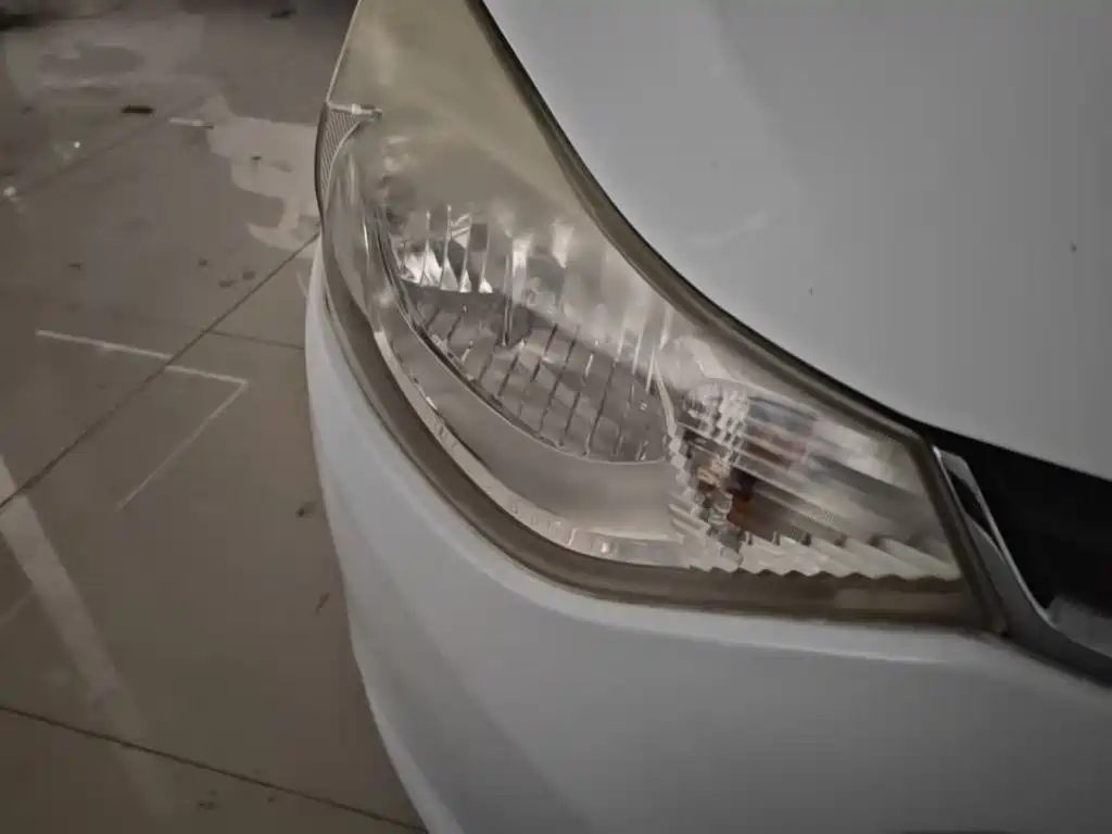 Chevrolet Sail — миниатюра 8