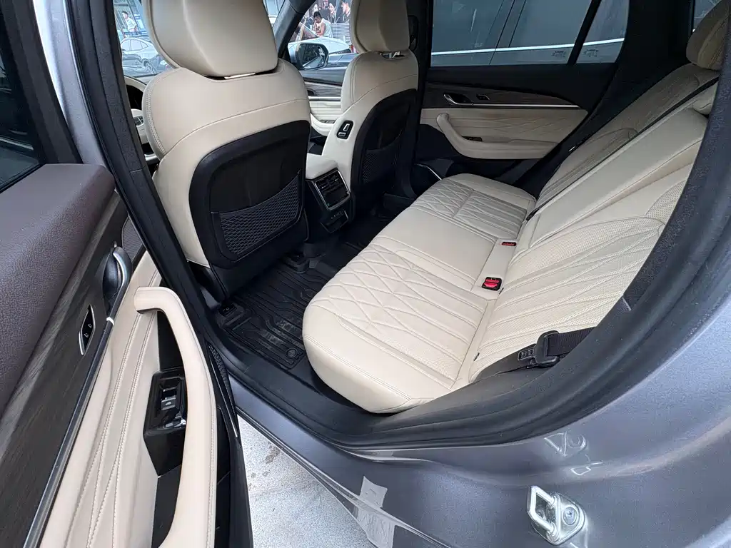 Geely Monjaro L 2025 2.0TD AT