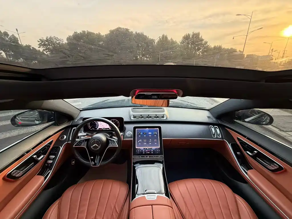 Mercedes-Benz S-Class — миниатюра 8