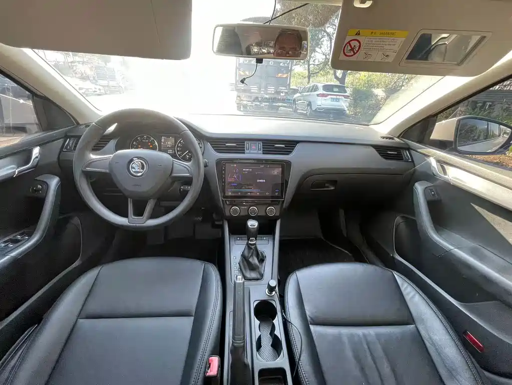 Skoda Octavia — миниатюра 5