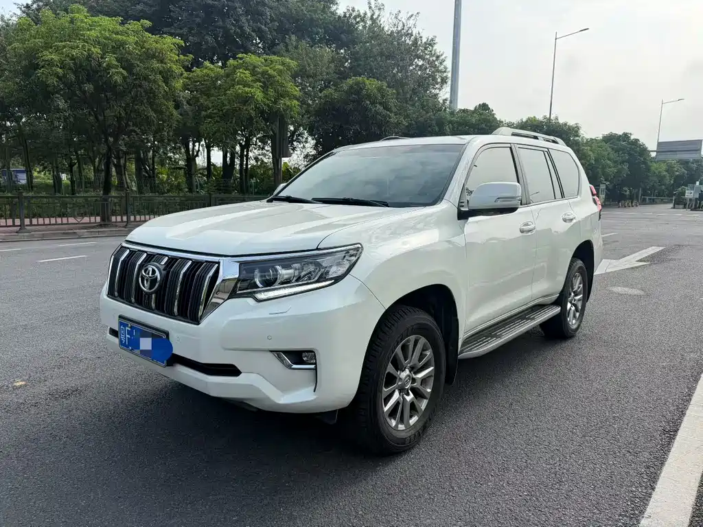 Toyota Prado