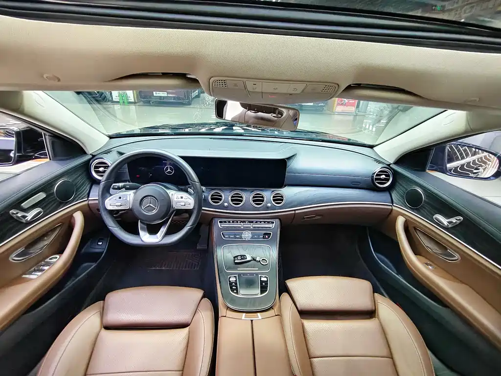 Mercedes-Benz E-Class E 2020 E 260 L Sport