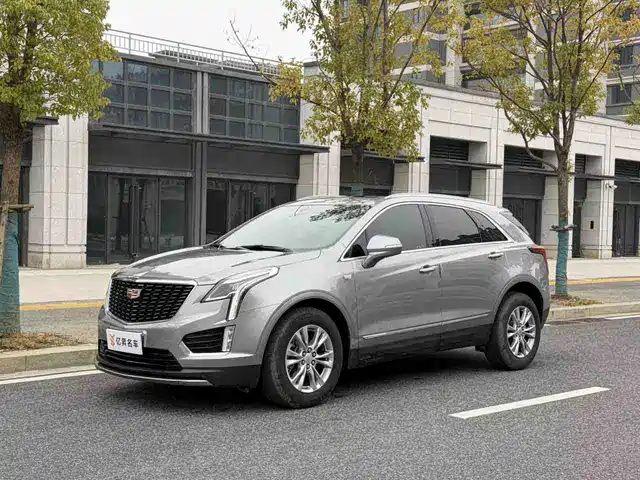 CADILLAC XT5