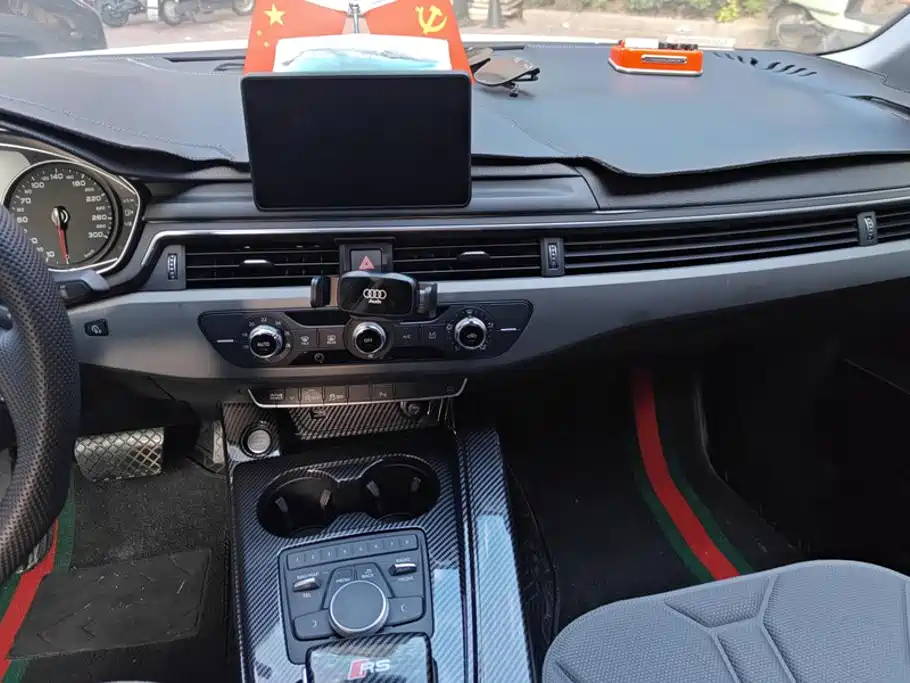 Audi A4L — миниатюра 13