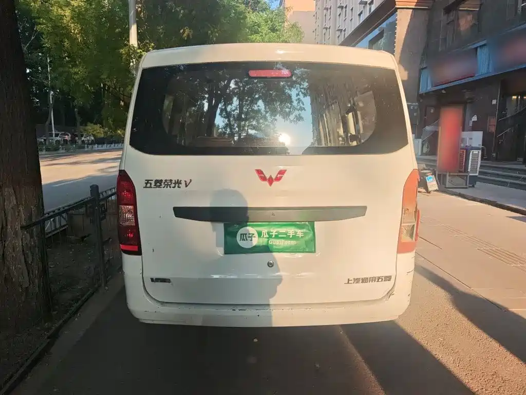Wuling Rongguang V — миниатюра 3