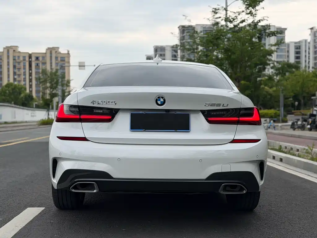 BMW 3 Series 3 2022 325Li M Sport